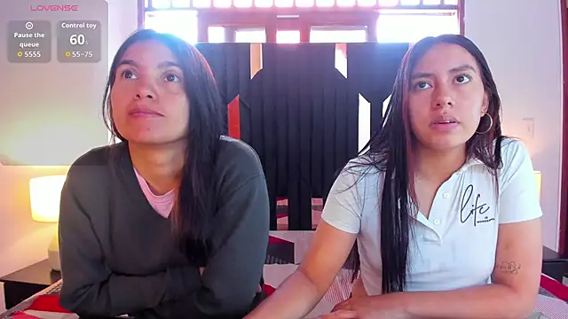 Sofy and Mia online show from 11-10-25, 12:10