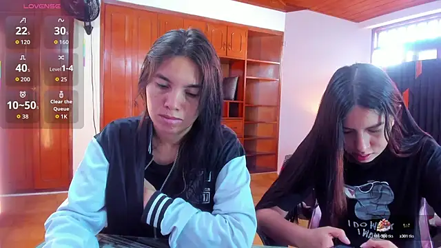 Sofy and Mia online show from 01-09-26, 12:56