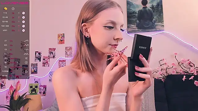 Snapshot of Golden_dawn chatting on 02-11-26, 07:19 Golden dawn online show from 02-11-26, 07:19