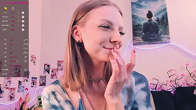 Snapshot of Golden_dawn chatting on 02-17-26, 07:38 Golden dawn online show from 02-17-26, 07:38