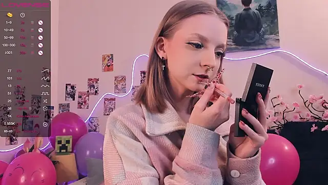 Snapshot of Golden_dawn chatting on 02-14-26, 07:30 Golden dawn online show from 02-14-26, 07:30