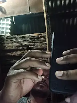 Snapshot of MalickKai chatting on 10-06-25, 04:19 MalickKai online show from 10-06-25, 04:19