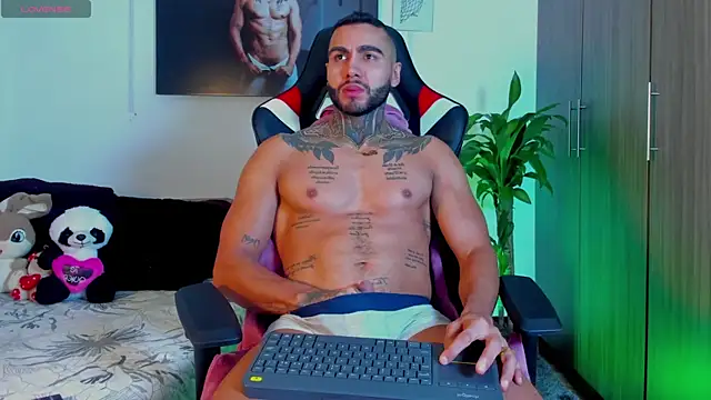 Danny Willson online show from 04-18-26, 12:51