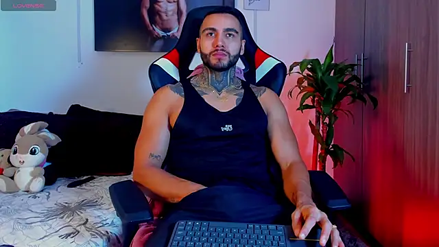 Danny Willson online show from 04-14-26, 02:11