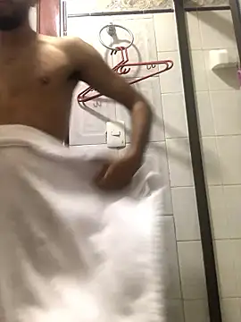 andresnoir  online show from 01-10-26, 12:55