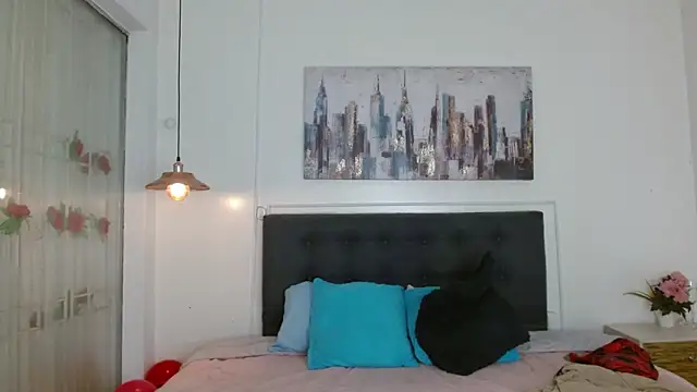 andresnoir  online show from 12-15-25, 02:23