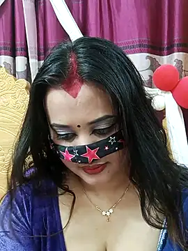 Snapshot of Beauty_Queen_Soniya chatting on 02-25-26, 08:52 Beauty Queen Soniya online show from 02-25-26, 08:52