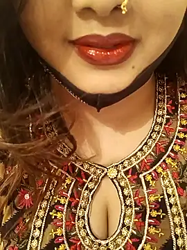 Beauty Queen Soniya online show from 01-13-26, 03:38