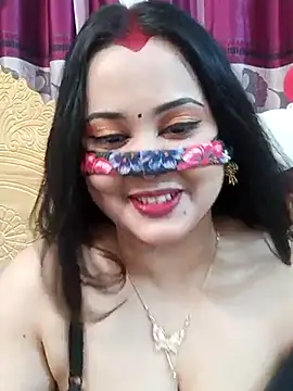 Snapshot of Beauty_Queen_Soniya chatting on 02-19-26, 03:42 Beauty Queen Soniya online show from 02-19-26, 03:42