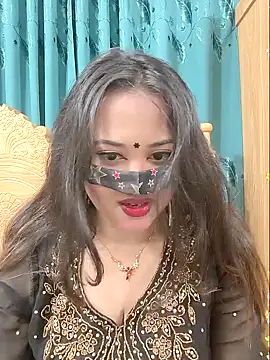 Beauty Queen Soniya online show from 04-07-26, 07:04