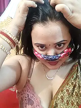 Snapshot of Beauty_Queen_Soniya chatting on 02-16-26, 06:39 Beauty Queen Soniya online show from 02-16-26, 06:39