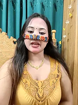 Beauty Queen Soniya online show from 04-28-26, 01:48