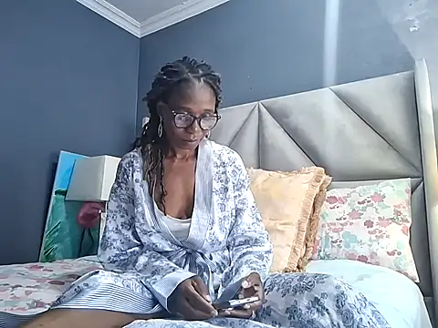 NaughtyCouga online show from 05-06-26, 06:17