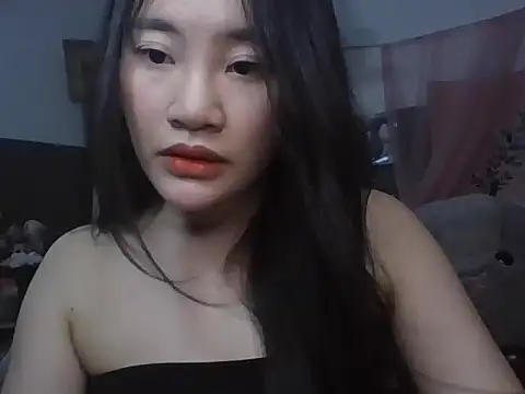 Snapshot of Rosabella039 chatting on 10-19-25, 07:00 Rosabella039 online show from 10-19-25, 07:00
