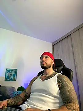 Dave-Max01 online show from 11-13-25, 02:37