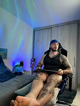 Dave-Max01 online show from 11-20-25, 03:07