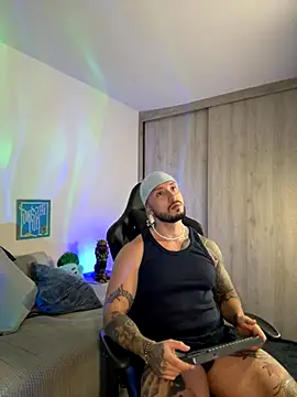 Dave-Max01 online show from 11-11-25, 01:55