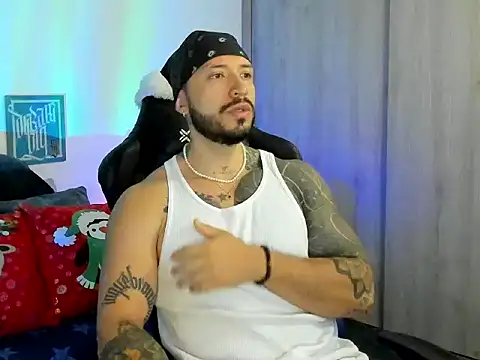 Dave-Max01 online show from 12-19-25, 12:40