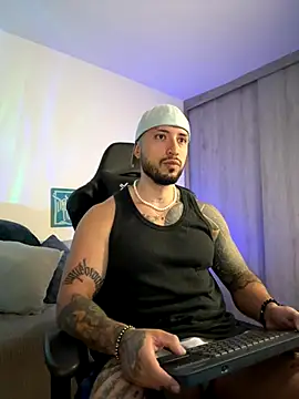 Dave-Max01 online show from 11-10-25, 09:58