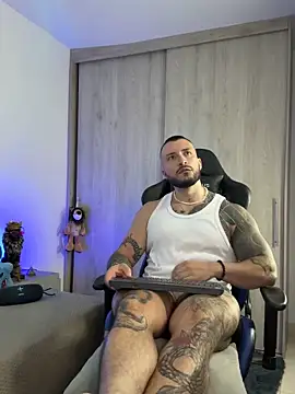 Dave-Max01 online show from 11-18-25, 02:53