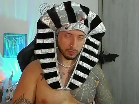 Dave-Max01 online show from 10-31-25, 11:33