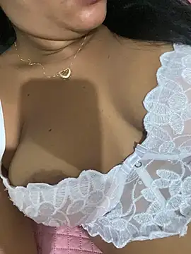 Brunamorenago online show from 05-05-26, 01:47