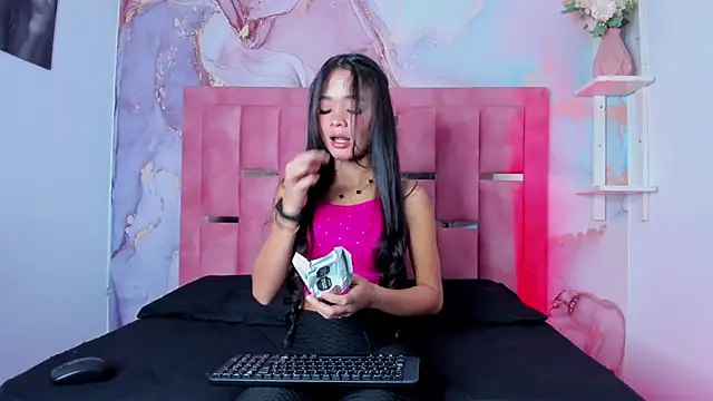 Isis Blaze online show from 01-17-26, 03:10