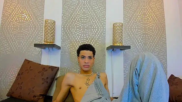 JacobBlackwell  online show from 10-20-25, 07:58