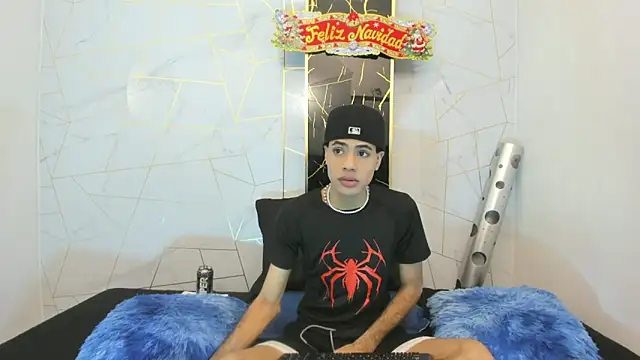 JacobBlackwell  online show from 12-18-25, 08:01