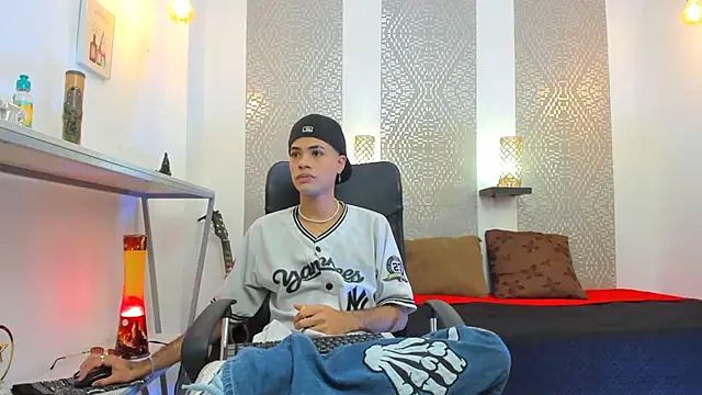 JacobBlackwell  online show from 10-13-25, 08:10