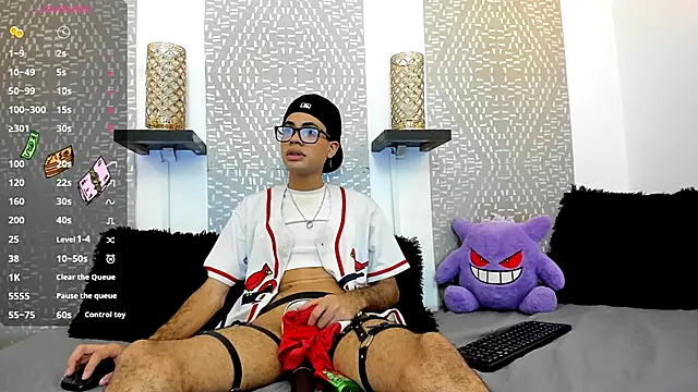 JacobBlackwell  online show from 11-08-25, 07:34