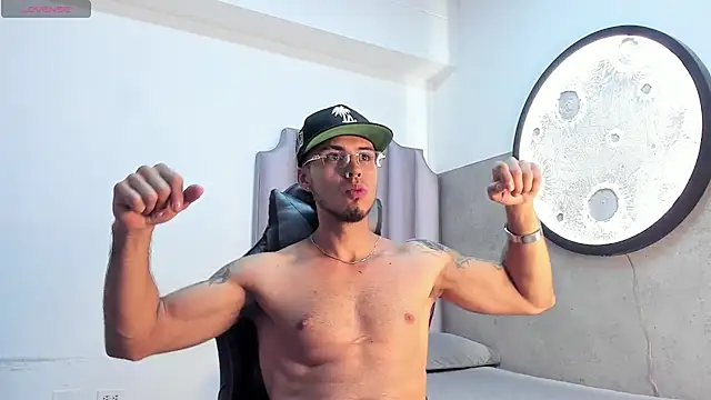 Rurik Jones online show from 11-06-25, 12:20