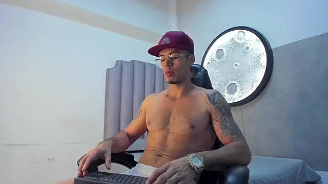 Rurik Jones online show from 11-20-25, 12:17