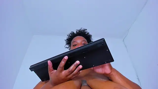 Bigasshott  online show from 11-17-25, 12:03