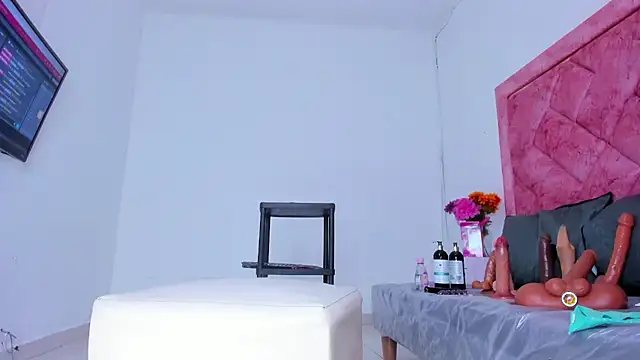 Bigasshott  online show from 12-01-25, 08:10