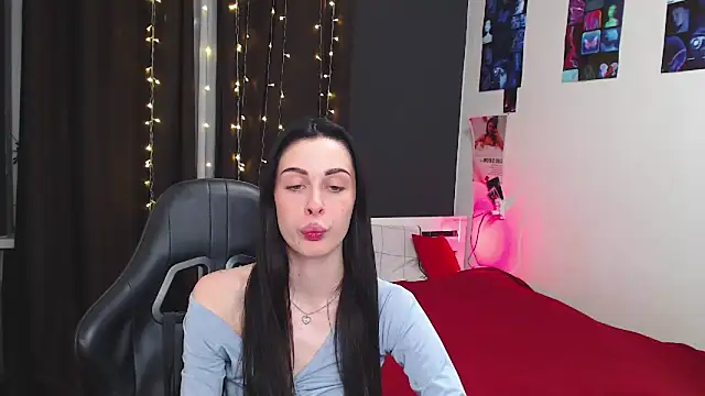 ariel is on vacation online show from 10-18-25, 04:42