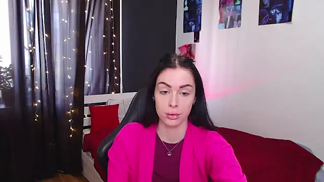 ariel is on vacation online show from 10-12-25, 12:39