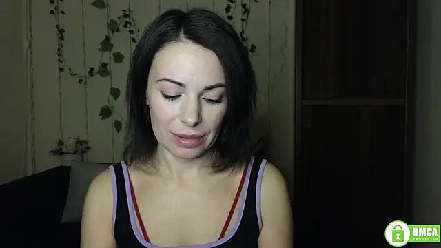 Rita lovvylyou online show from 10-13-25, 05:31