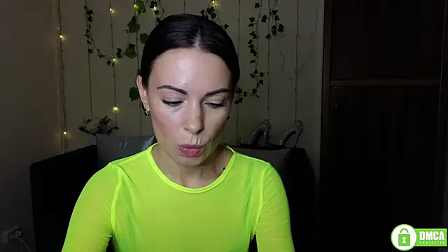 Rita lovvylyou online show from 10-24-25, 11:31