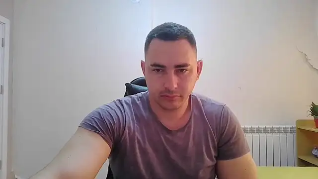 Snapshot of mastermute chatting on 05-20-26, 05:37 mastermute online show from 05-20-26, 05:37