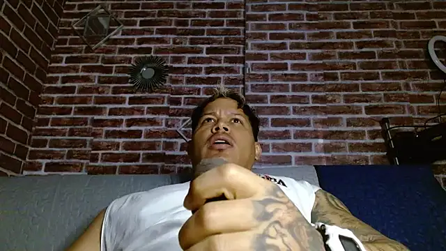 jordan bigcock  online show from 06-22-26, 10:18