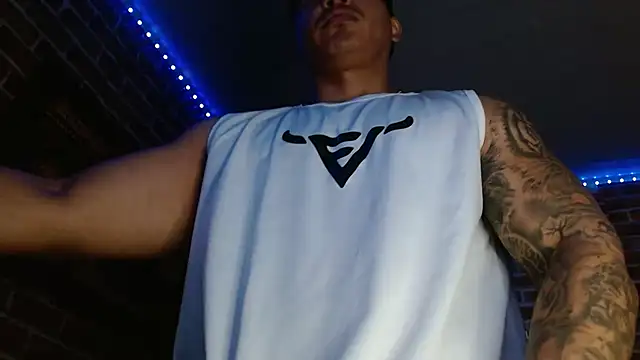 jordan bigcock  online show from 04-24-26, 03:36