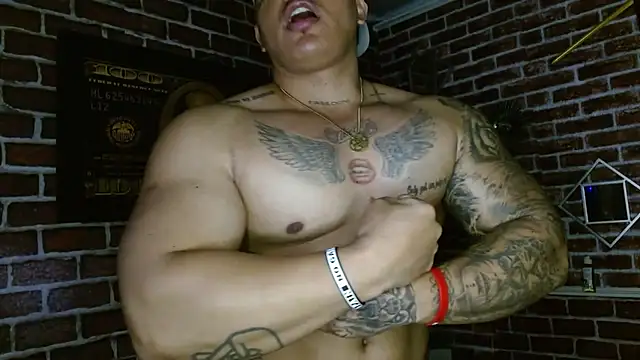jordan bigcock  online show from 05-17-26, 01:55