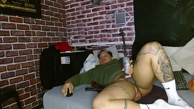 jordan bigcock  online show from 04-13-26, 01:26