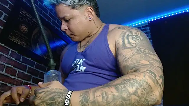 jordan bigcock  online show from 11-09-25, 11:03