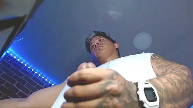 jordan bigcock  online show from 05-26-26, 02:48