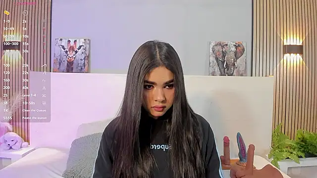 TianaGlow44 online show from 03-31-26, 10:50