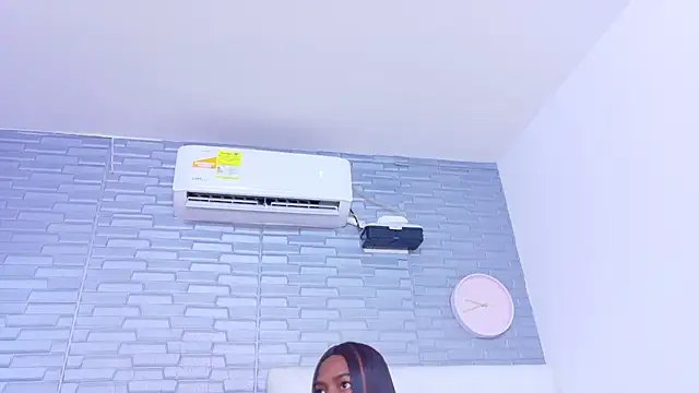 Hungry pussy18 online show from 11-12-25, 01:59