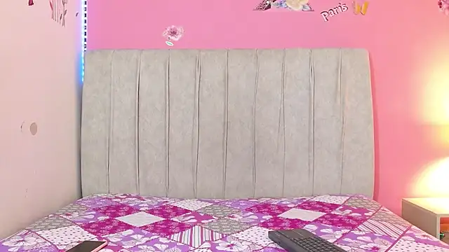 Snapshot of madisonjones303av chatting on 10-10-25, 12:28 madisonjones303av online show from 10-10-25, 12:28