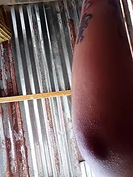 Snapshot of Queen_sofya chatting on 10-29-25, 04:17 Queen sofya online show from 10-29-25, 04:17